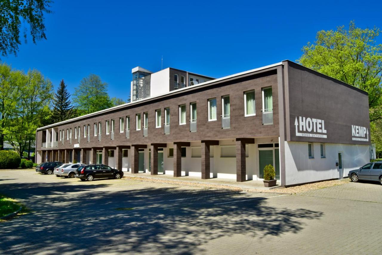 Hotel Sazavsky Ostrov Sázava Exteriör bild